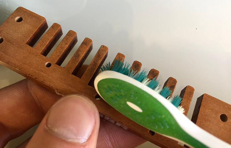 Hohner marine band deluxe comb cleaning